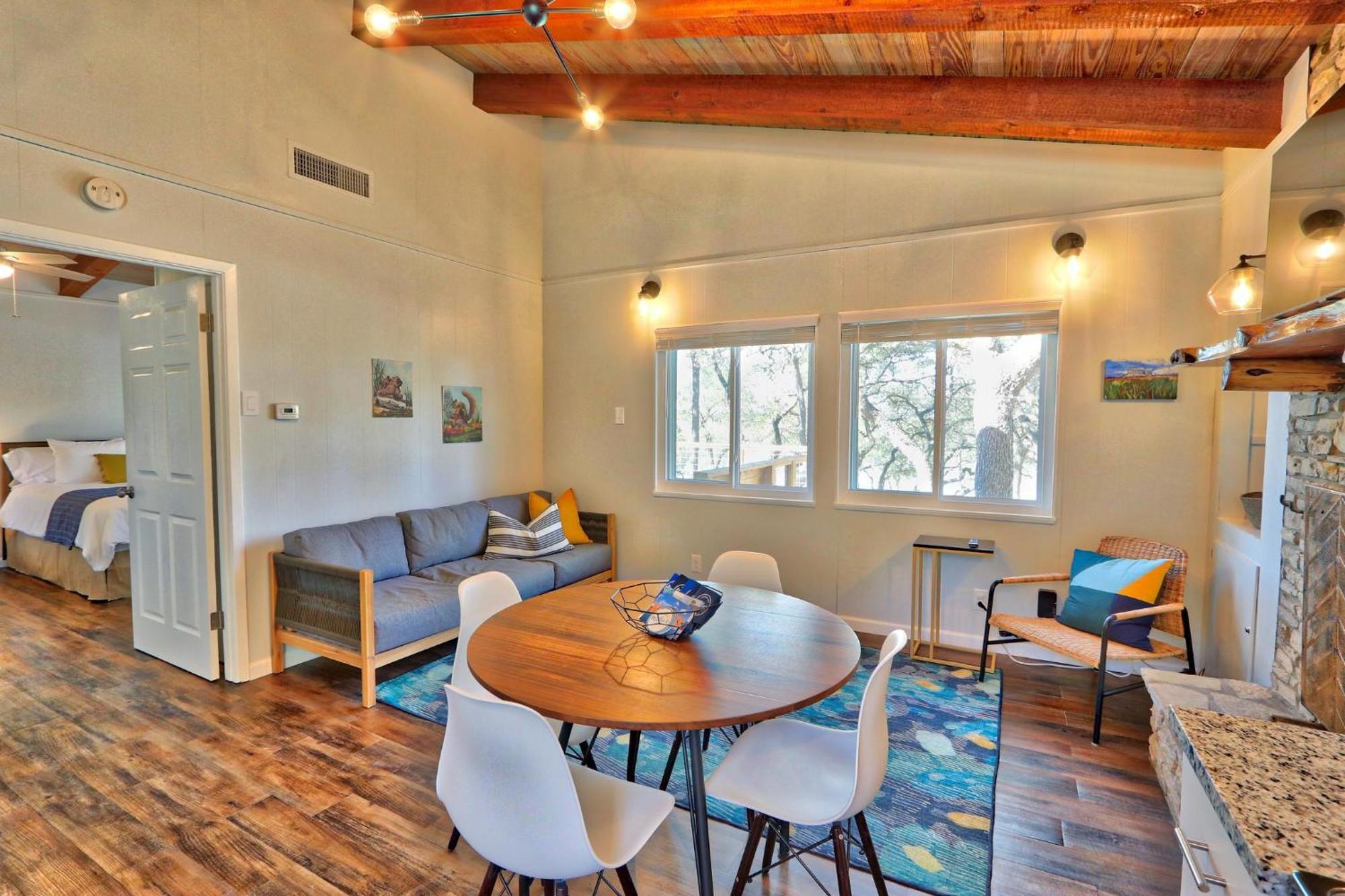 Millie'S Cottages Unit 2 - Annie แคนยอนเลค ภายนอก รูปภาพ
